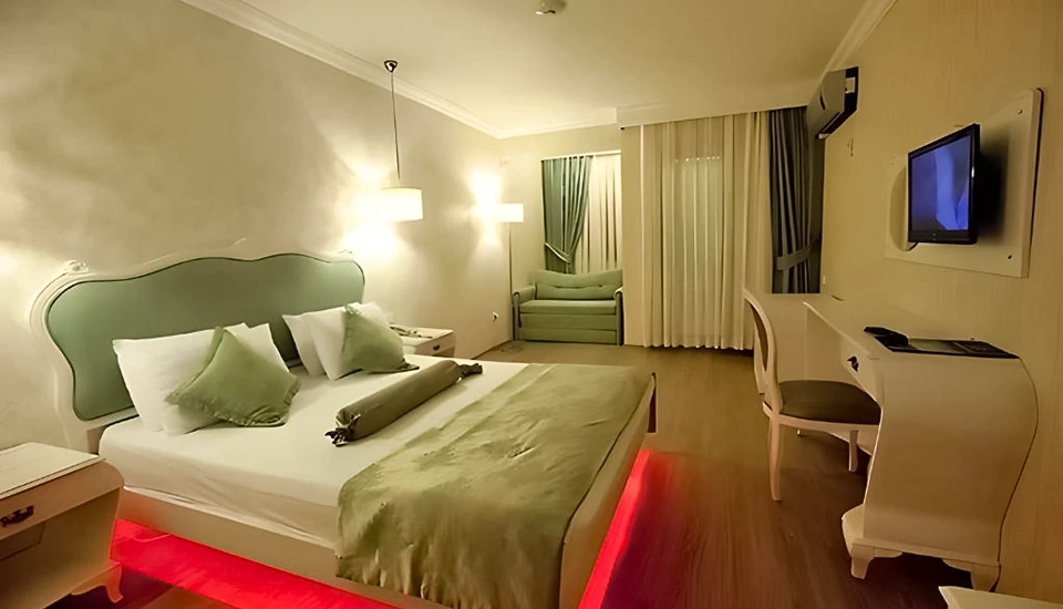 هتل سنتینوس بیچ کوش آداسی